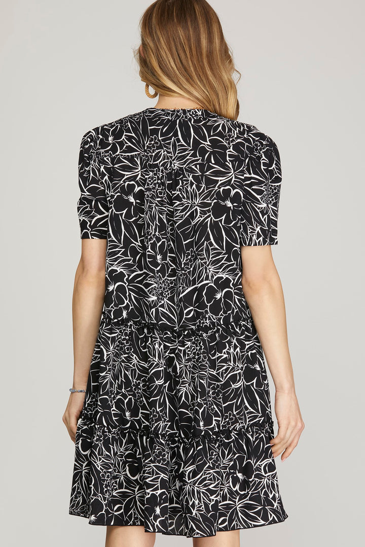 BLACK SHORT SLEEVE TIERED FLORAL PRINT WOVEN DRESS-SKSY7065