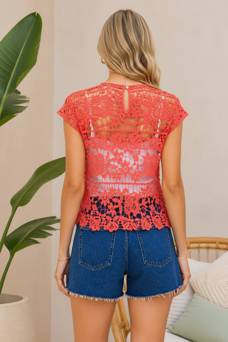 FLORAL LACE ROUND NECK TOP