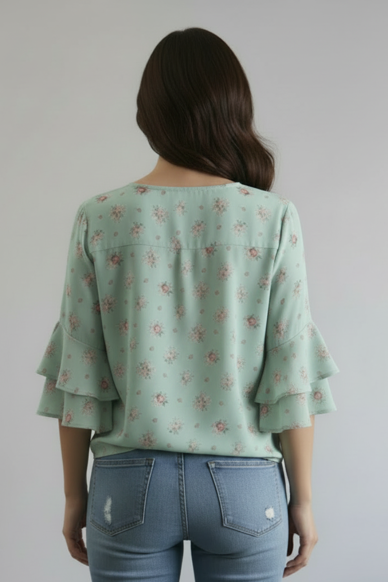 PLUS SIZE FLORAL PRINT V-NECK RUFFLED SLEEVE TOP TP2033