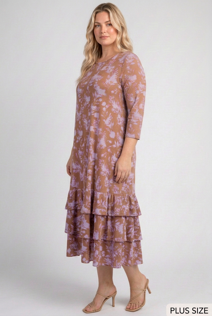 Curvy blonde model in a side pose with face toward the camera