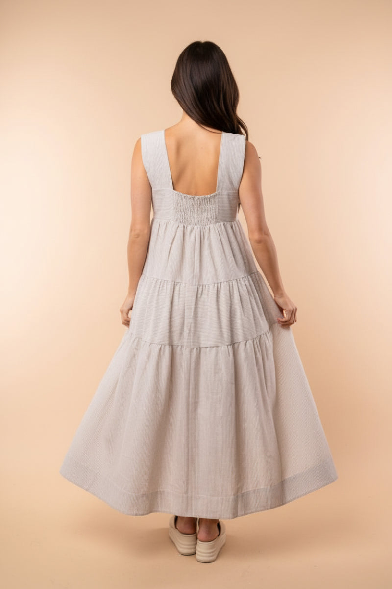 SQUARE NECK SLEEVELESS SOLID MAXI DRESS