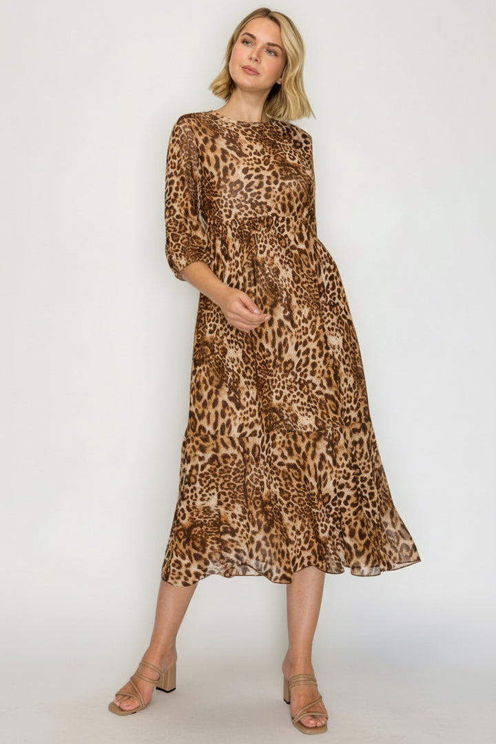 MODEST PLUS SIZE MIDI DRESS WITH SIDE POCKETS