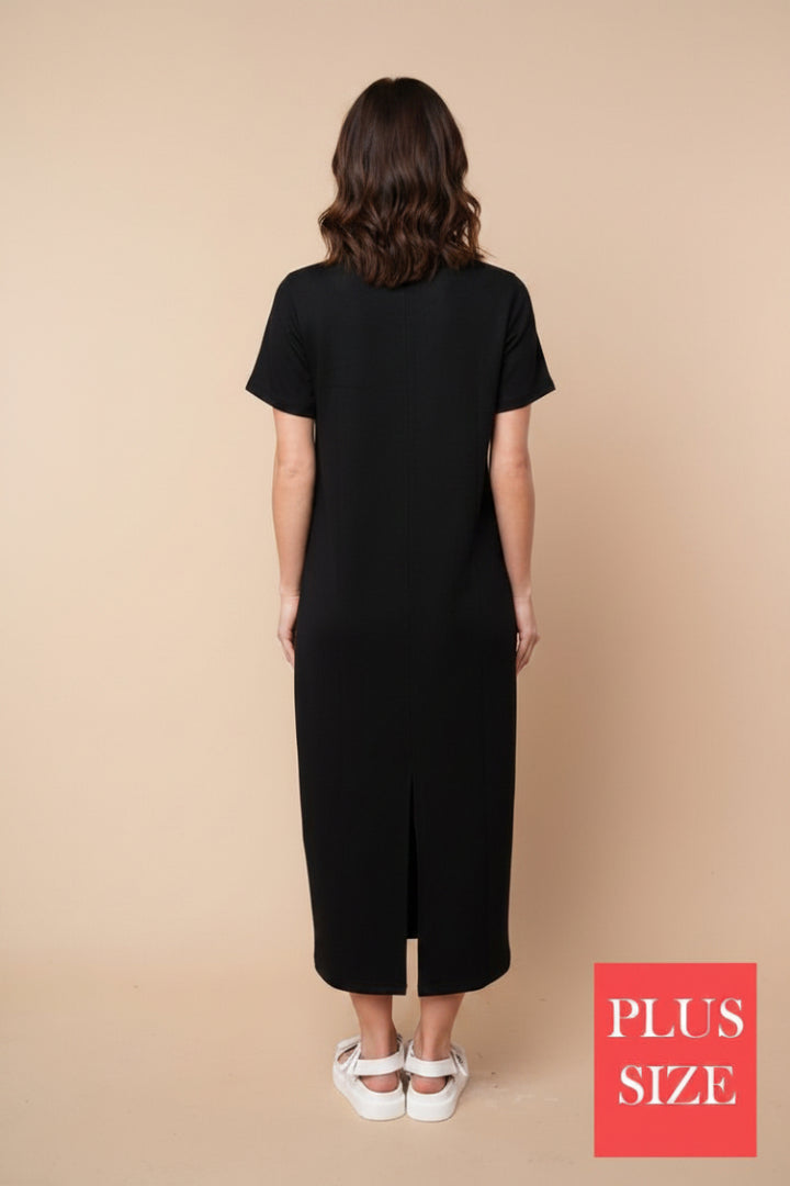 PLUS SIZE SHORT SLEEVE SOLID KNIT MIDI DRESS