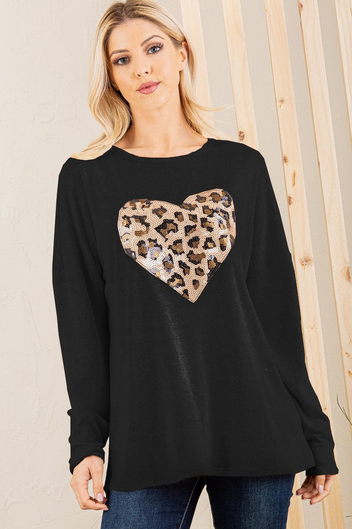 ROUND NECK SOLID TOP WITH ANIMAL SEQUINS HEART PATCH DETAIL PLUS SIZE