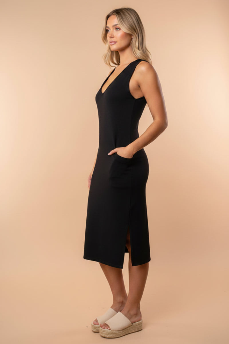 PLUS SIZE V-NECK SLEEVELESS SOLID MIDI DRESS WBD90617