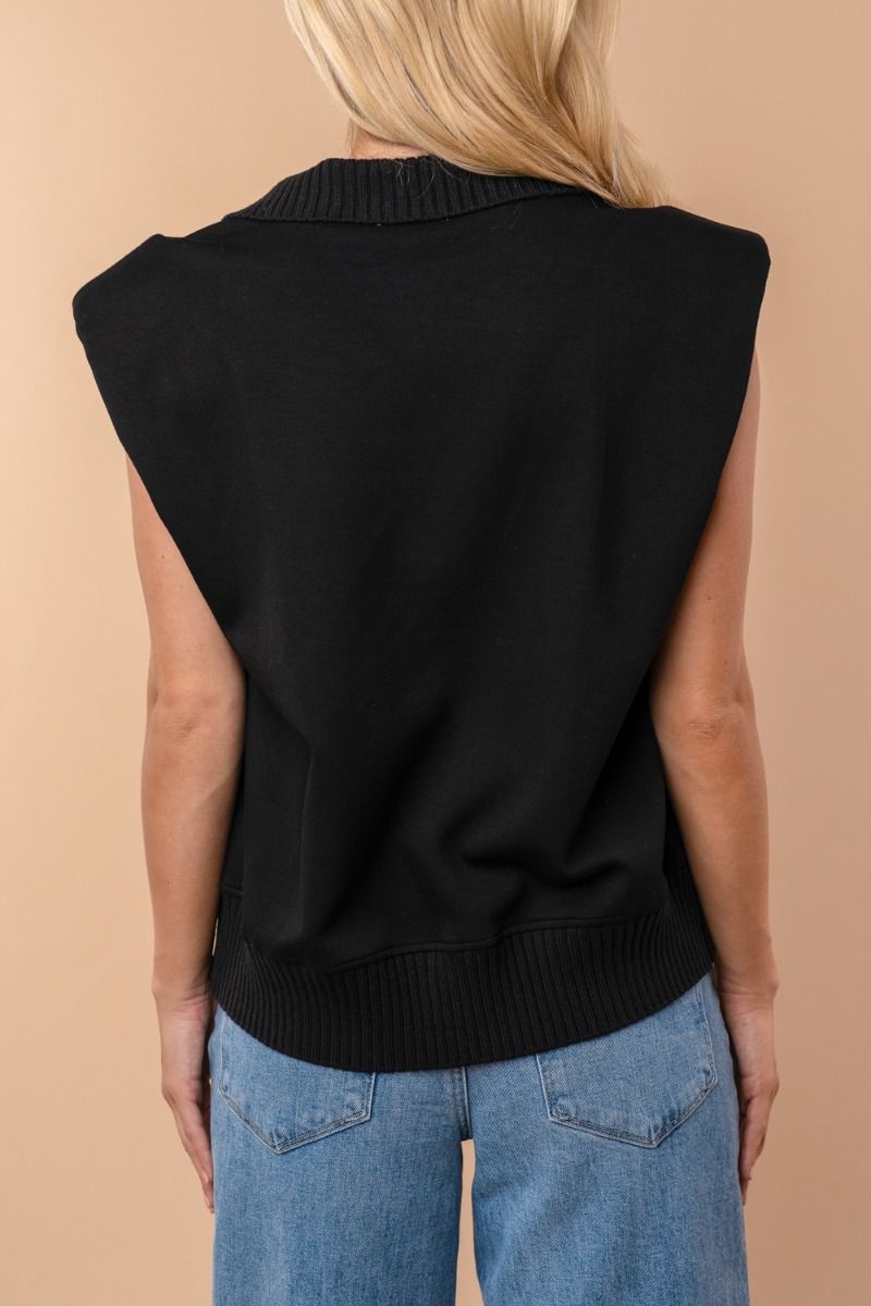 SLEEVELESS SOLID KNIT TOP