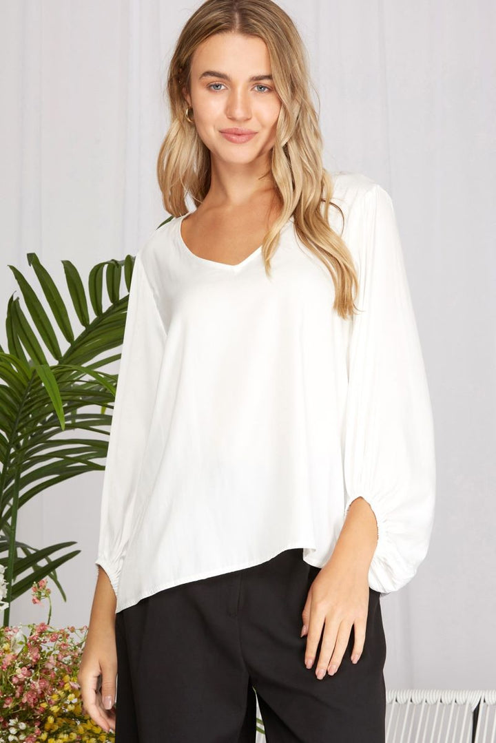 GREEN V-NECK 3/4 BALLOON SLEEVES WOVEN TOP SKSY2330