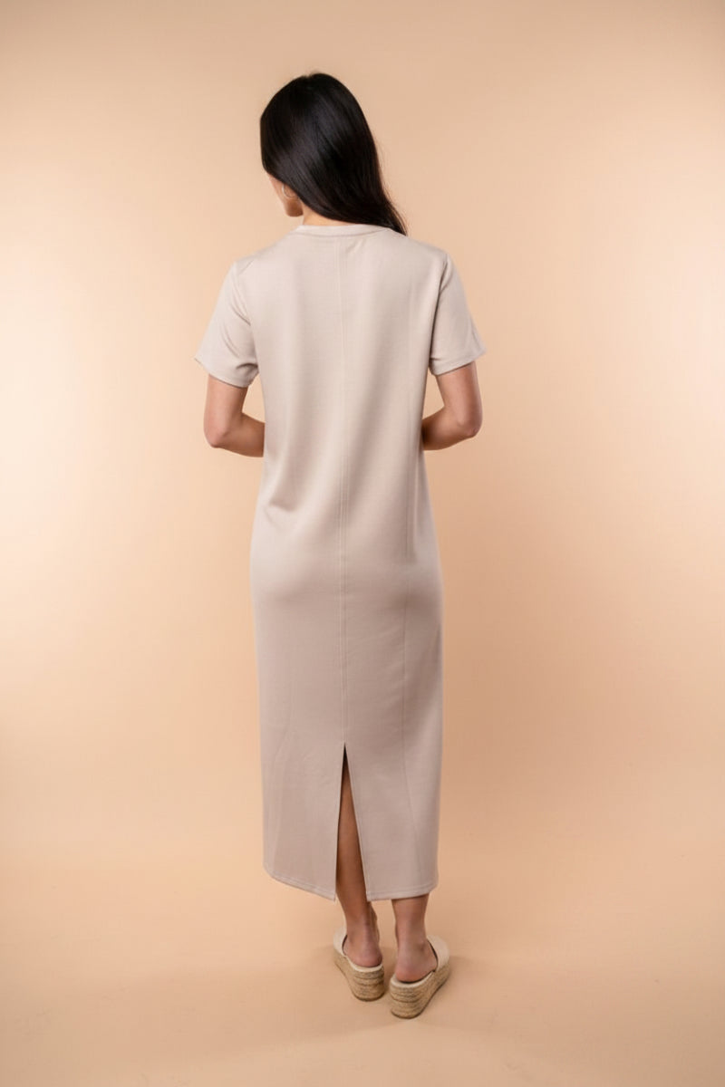 PLUS SIZE SHORT SLEEVE SOLID KNIT MIDI DRESS