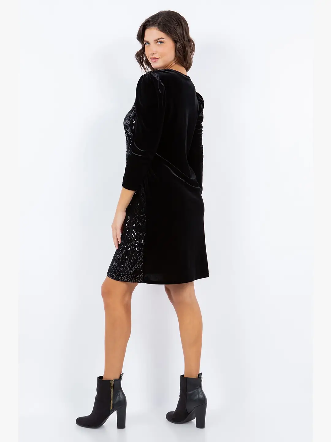 BLACK SEQUINS DETAIL VELVET CONTRAST PLUS SIZE MINI DRESS-SHVC5792X