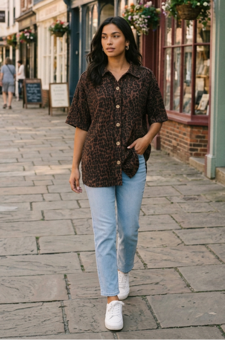 LEOPARD PRINT BUTTON DOWN TEXTURED COLLARED TOP HMET8040-11