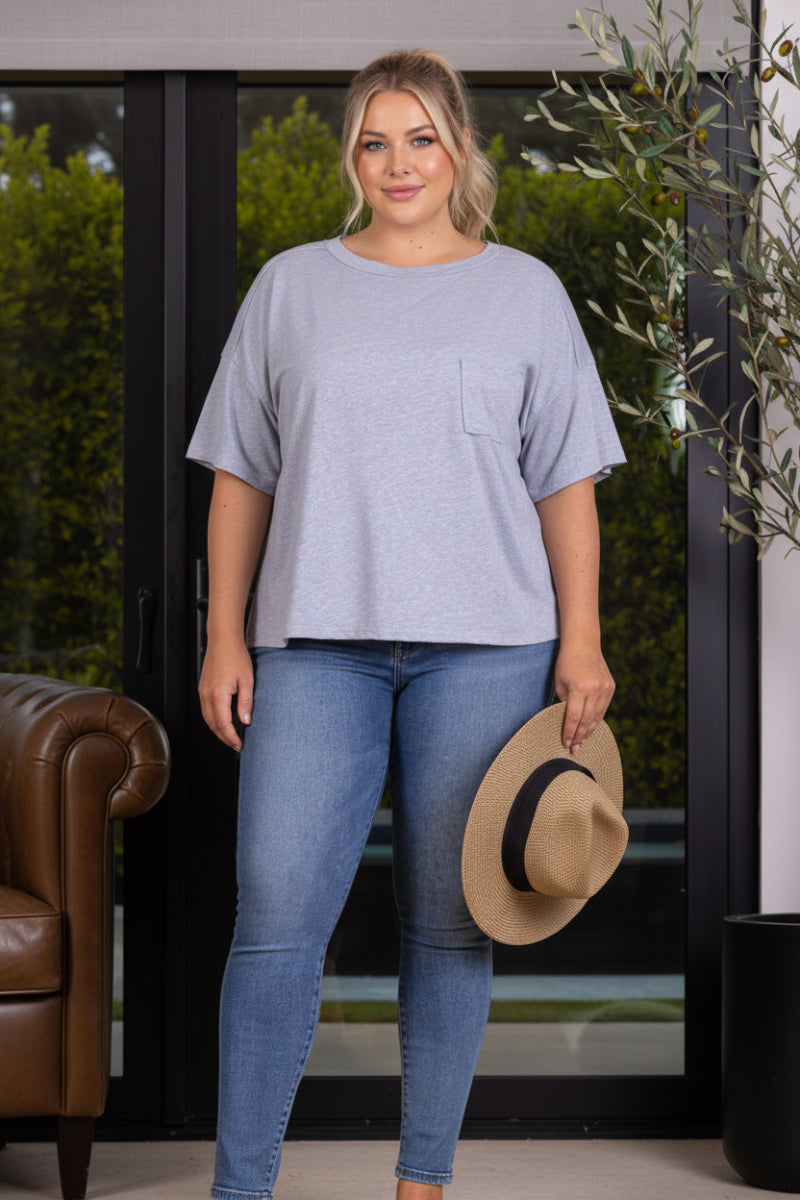WHITE LOOSE FIT PATCH PACKET PLUS SIZE TOP PTJ10732