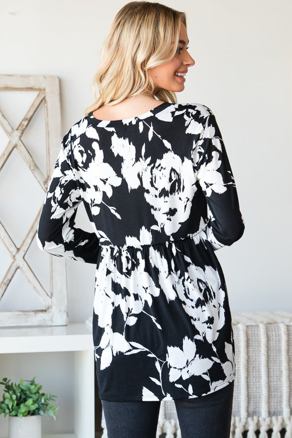 V NECK FLORAL PRINT BABYDOLL TOP WITH SHIRRING AND RUFFLED DETAIL PLUS SIZE