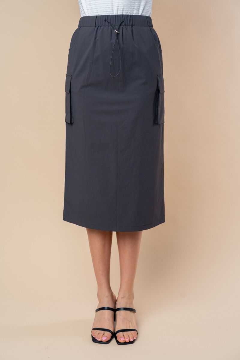 HIGH WAISTED SOLID WOVEN CARGO SKIRT