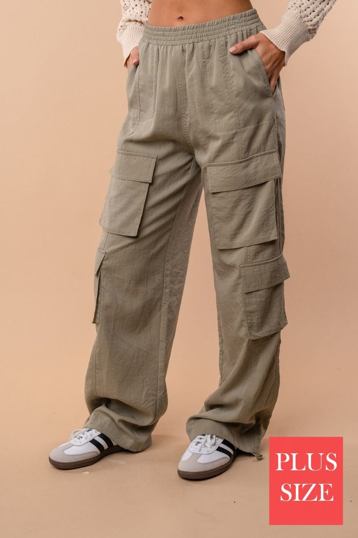 PLUS SIZE HIGH-WAISTED SOLID CARGO PANTS