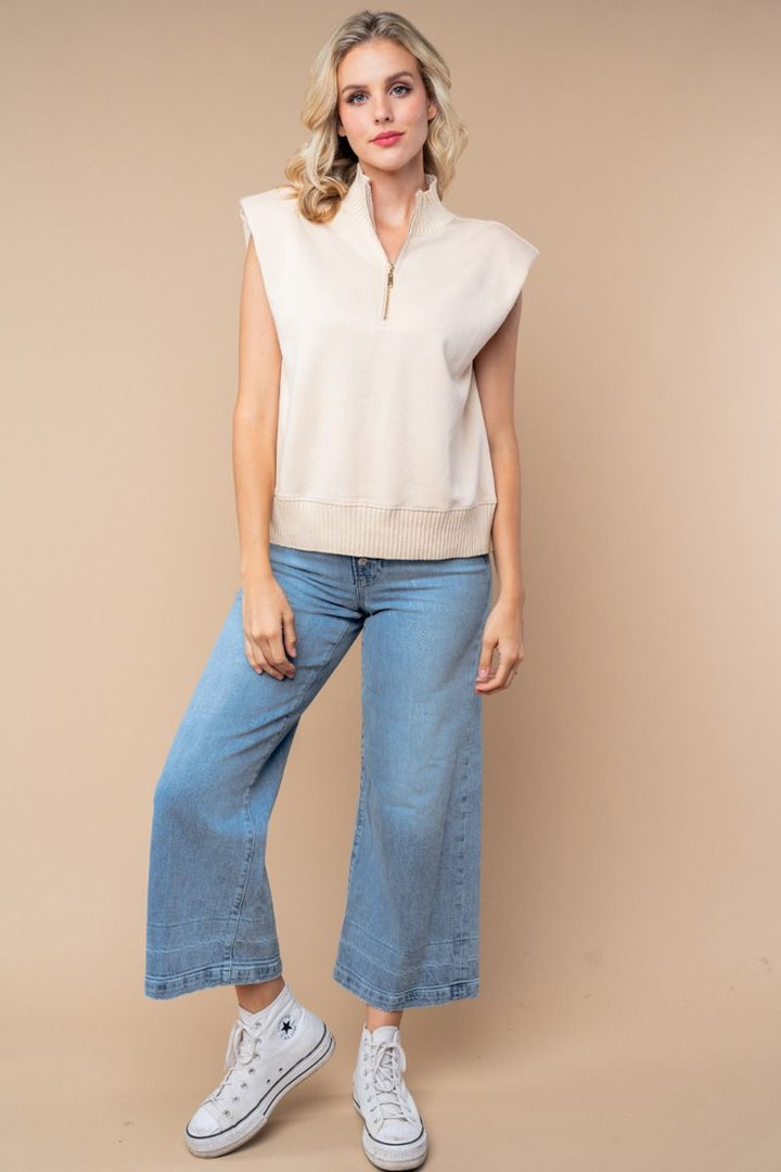 SLEEVELESS SOLID KNIT TOP