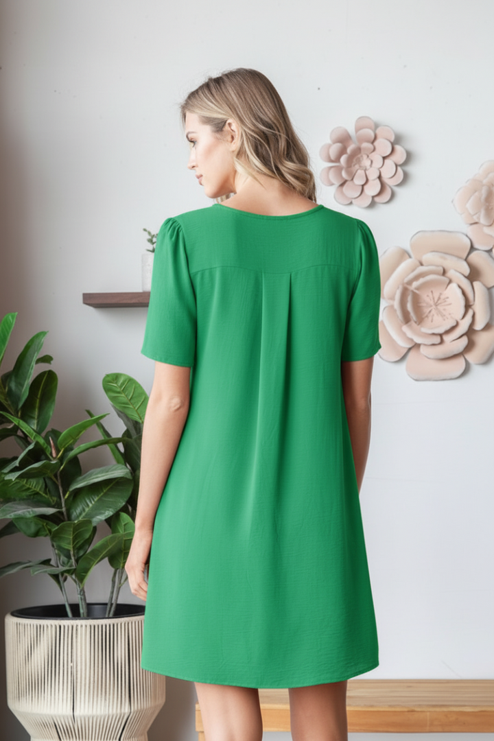 SHORT SLEEVE V NECK SOLID AIRFLOW WOVEN DRESS-HMED6880