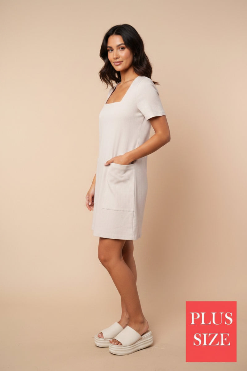 PLU SIZE SQUARE NECK SHORT SLEEVE MINI DRESS