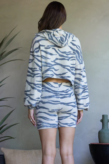 MUAVE HOODIE CROP TOP AND BIKE SHORT SET-BS02260