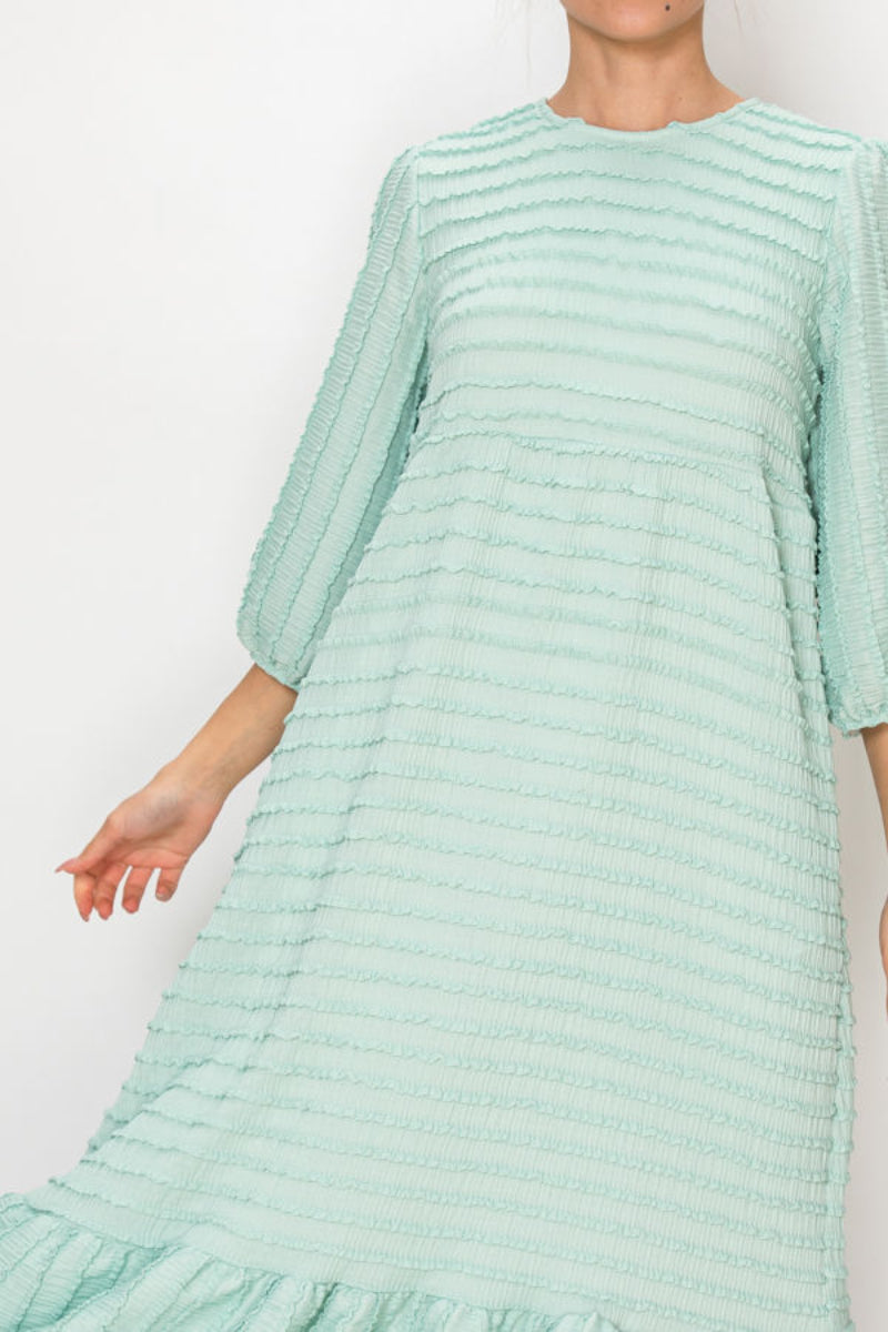 TEXTURED MIDI DRESS WITH 3/4 BALLOON SLEEVES