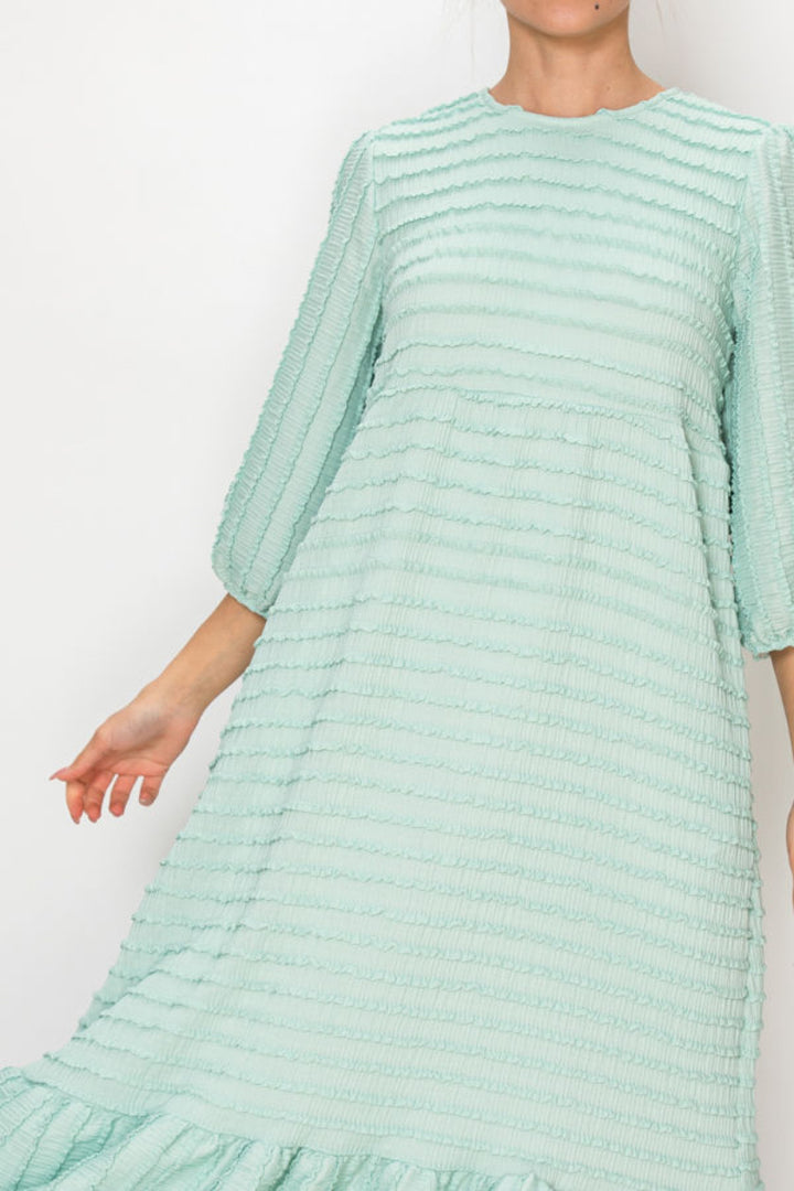 TEXTURED MIDI DRESS WITH 3/4 BALLOON SLEEVES