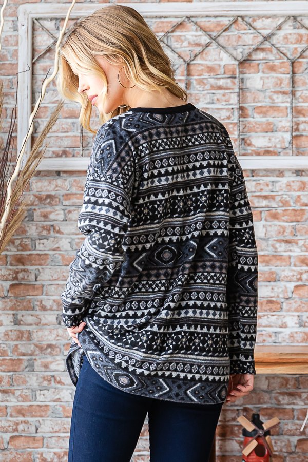 CHARCOAL GEOMETRIC PRINT TOP HMET6760-13