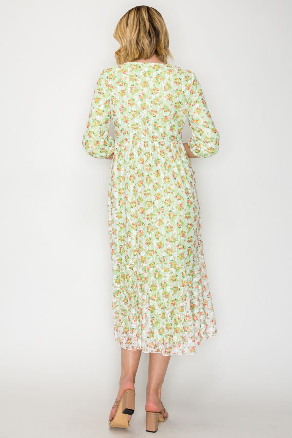 MODEST LACE PLUS SIZE MIDI DRESS WITH SIDE POCKETS