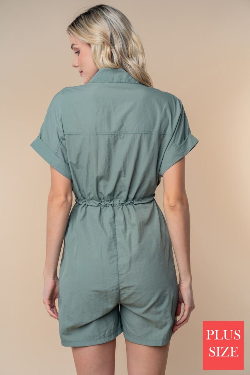 PLUS SIZE SHORT SLEEVE SOLID WOVEN ROMPER