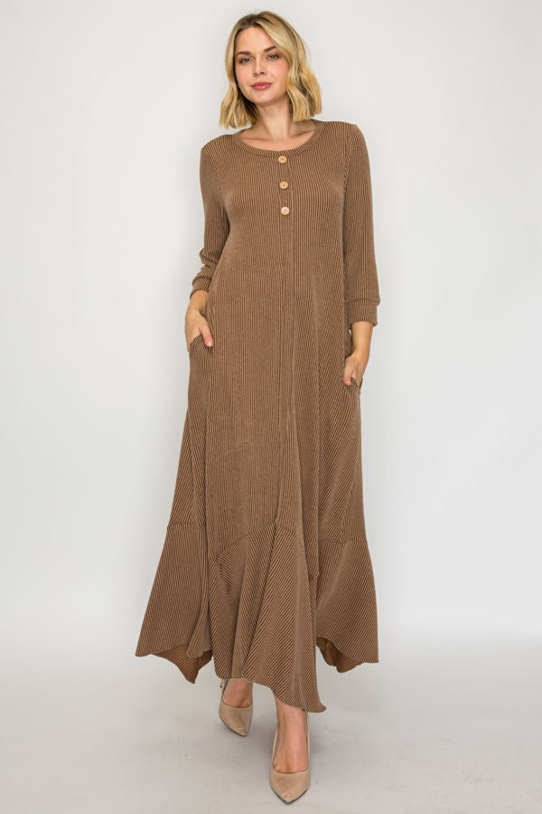 ASYMMETRIC HEMLINE PLUS SIZE DRESS WITH SIDE POCKETS