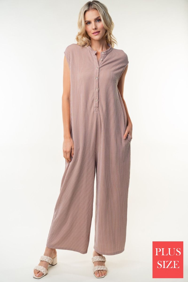 SLEEVELESS SOLID KNITE PLUS SIZE JUMPSUIT WITT HALF BUTTON UP