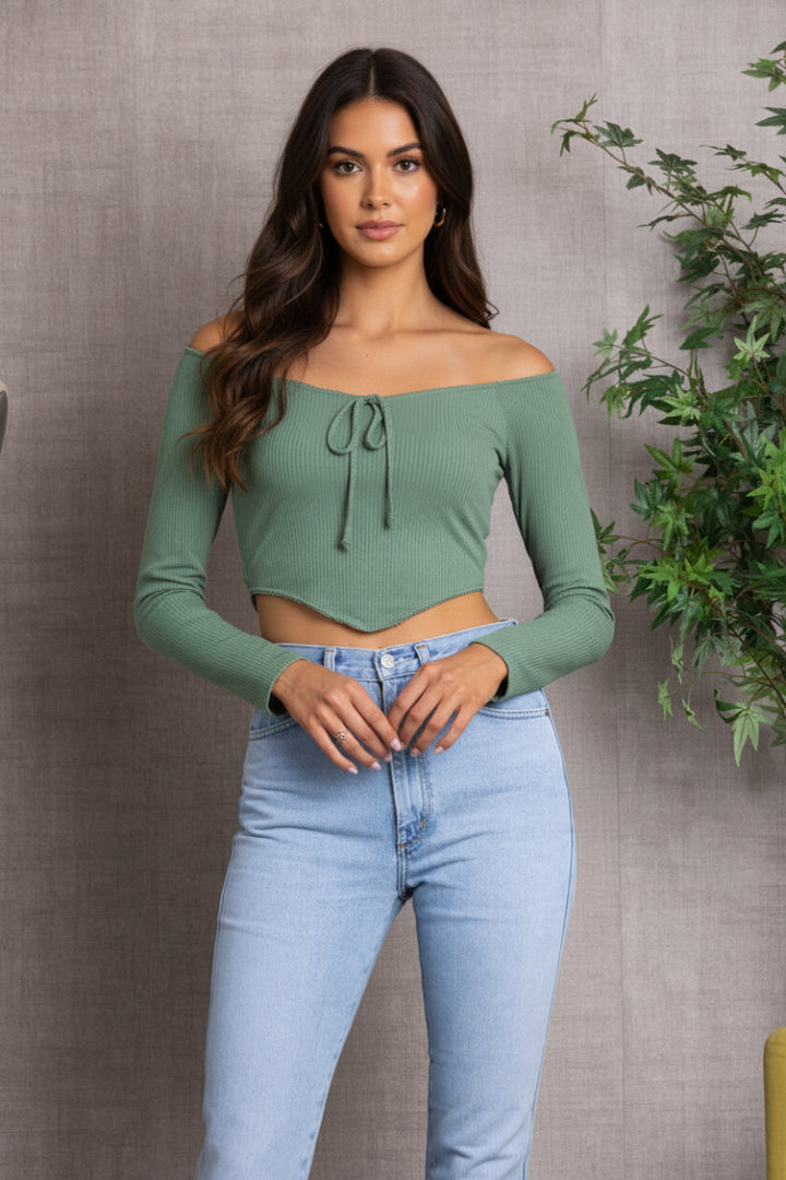 SPRUCE  RIBBED LONG SLEEVES V-CUT HEMLINE  CROP TOP-L7328
