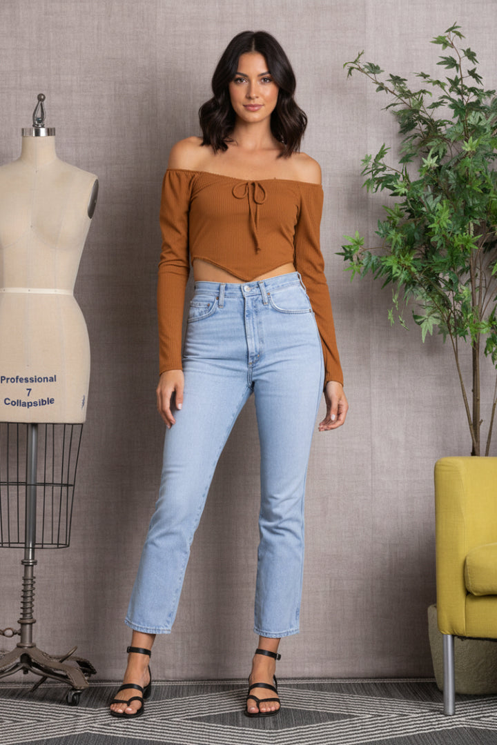 SPRUCE  RIBBED LONG SLEEVES V-CUT HEMLINE  CROP TOP-L7328