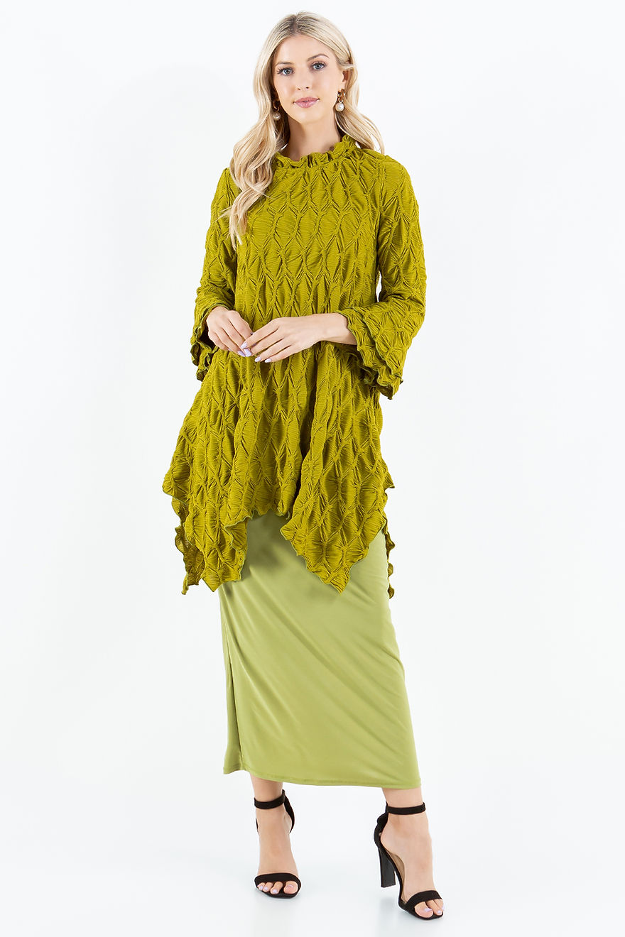 PLUS SIZ CREW NECK BELL SLEEVES TUNIC TOP