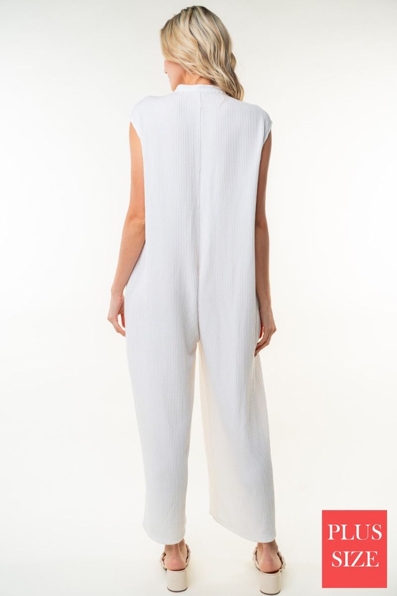 SLEEVELESS SOLID KNITE PLUS SIZE JUMPSUIT WITT HALF BUTTON UP