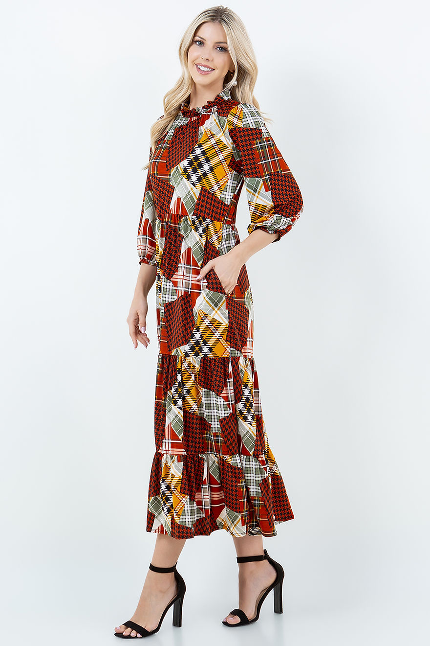 CREW NECK 3/4 SLEEVE MIDI DRESS