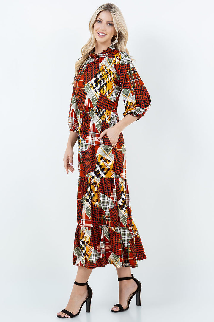 CREW NECK 3/4 SLEEVE MIDI DRESS