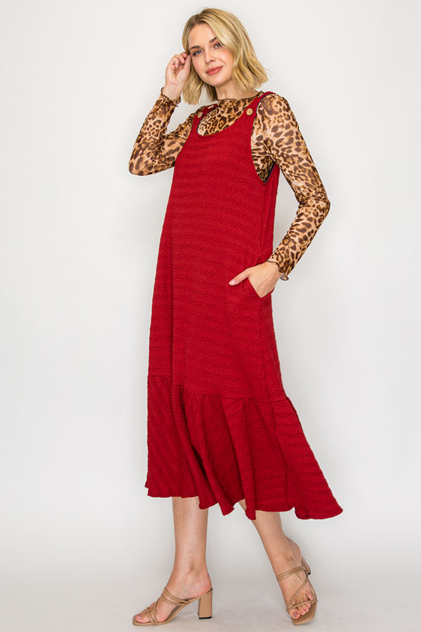 JUMPER DRESS FEATURING BUTTON STRAP DETAILS