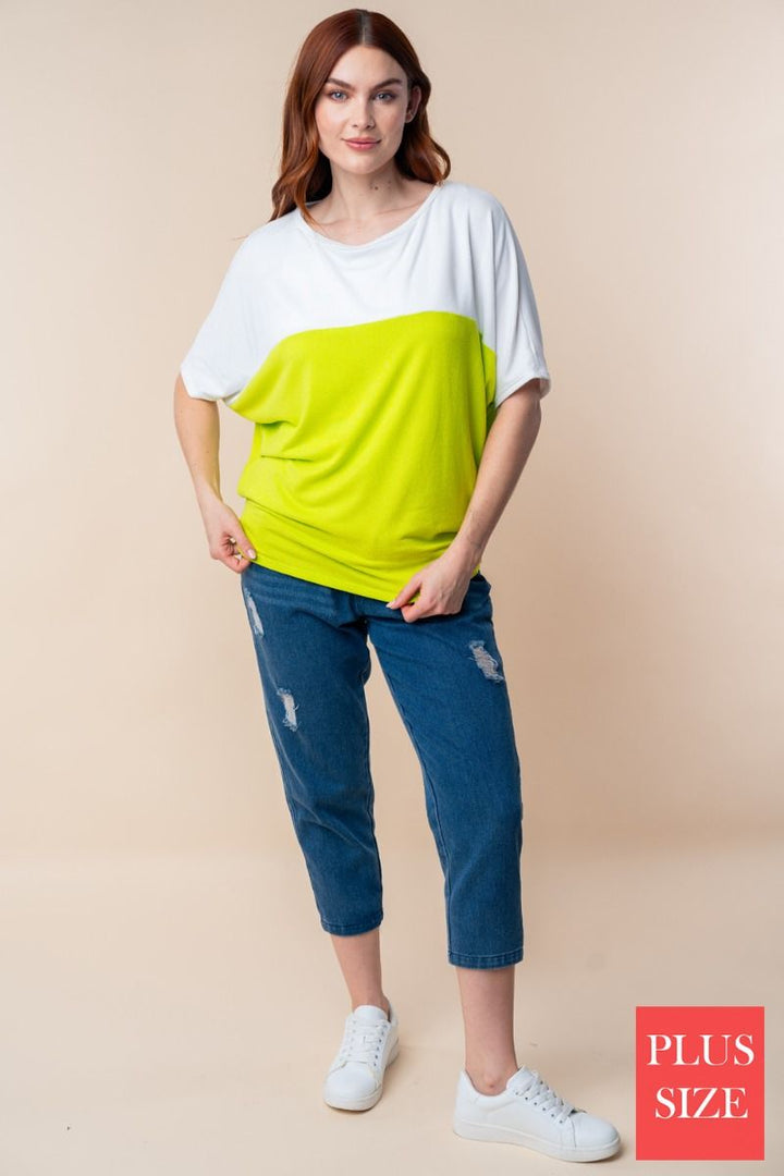 HIGH WAISTED SOLID PLUS SIZE DENIM CAPRI PANTS