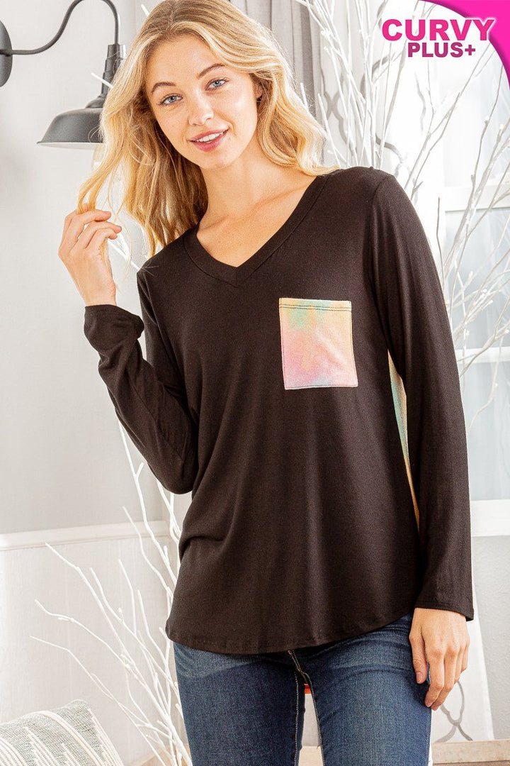 BLACK MULTI PRINT CONTRAST W/ FRONT POCKET PLUS SIZE TOP