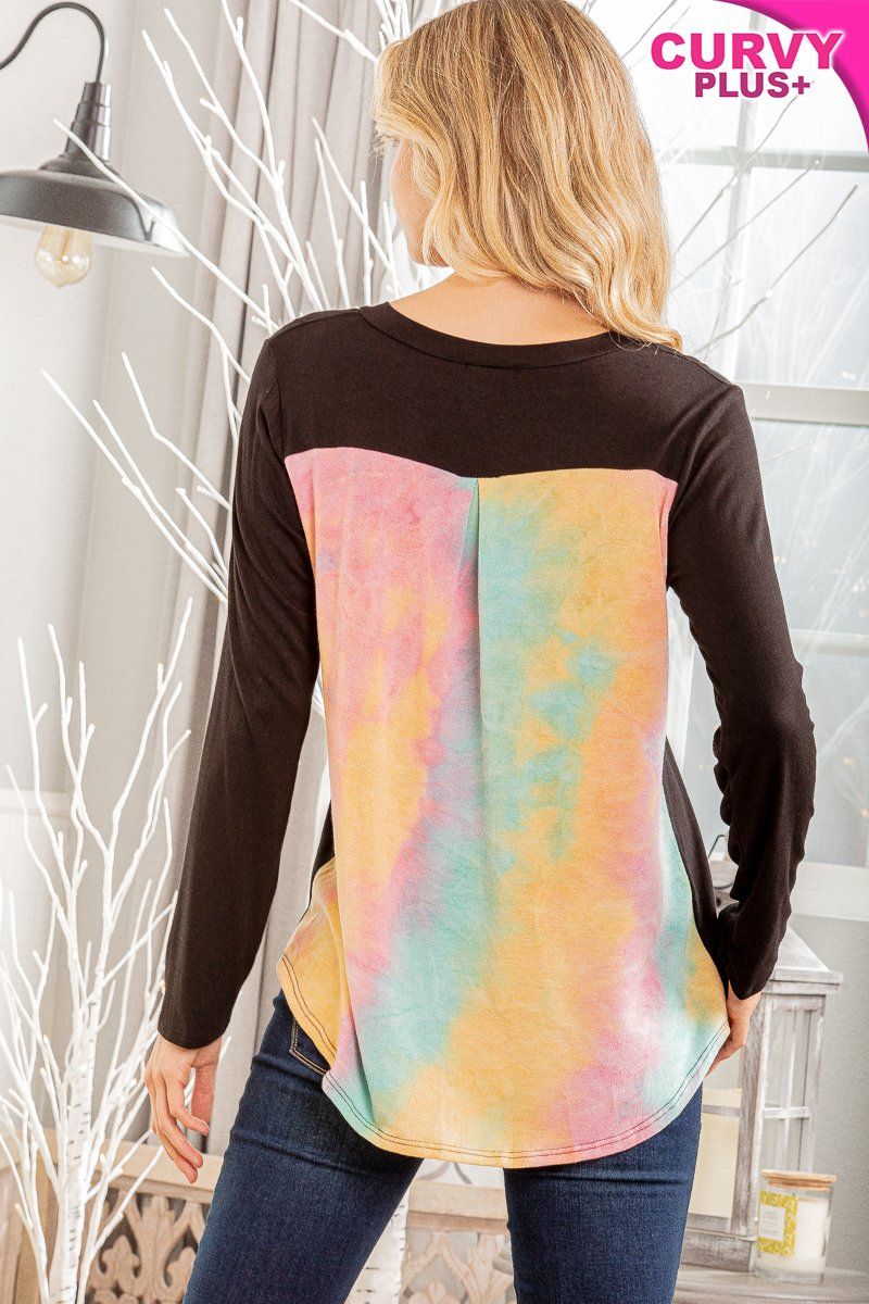BLACK MULTI PRINT CONTRAST W/ FRONT POCKET PLUS SIZE TOP