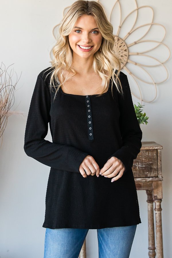 SOLID SMOCKING LONG SLEEVES W/ SNAP BUTTON DETAILED TOP