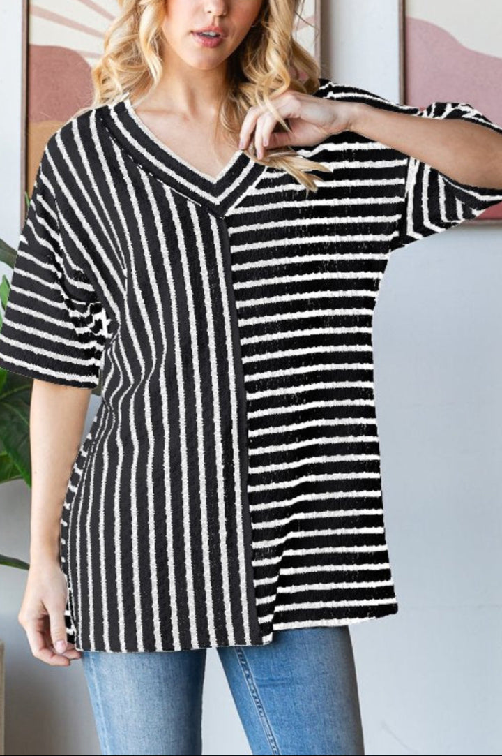 PLUS SIZE V NECK WITH BAND STRIPE PRINT CONTRAST TOP