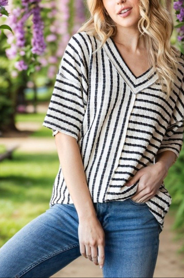 PLUS SIZE V NECK WITH BAND STRIPE PRINT CONTRAST TOP