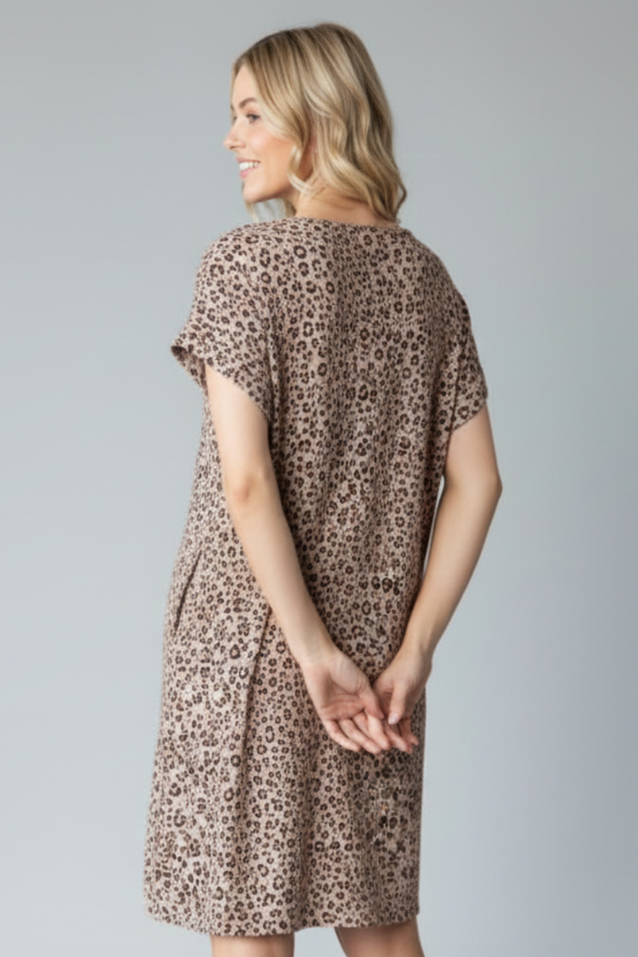 PLUS SIZE V-NECK WITH SIDE POCKET MIDI DRESS HMED6884