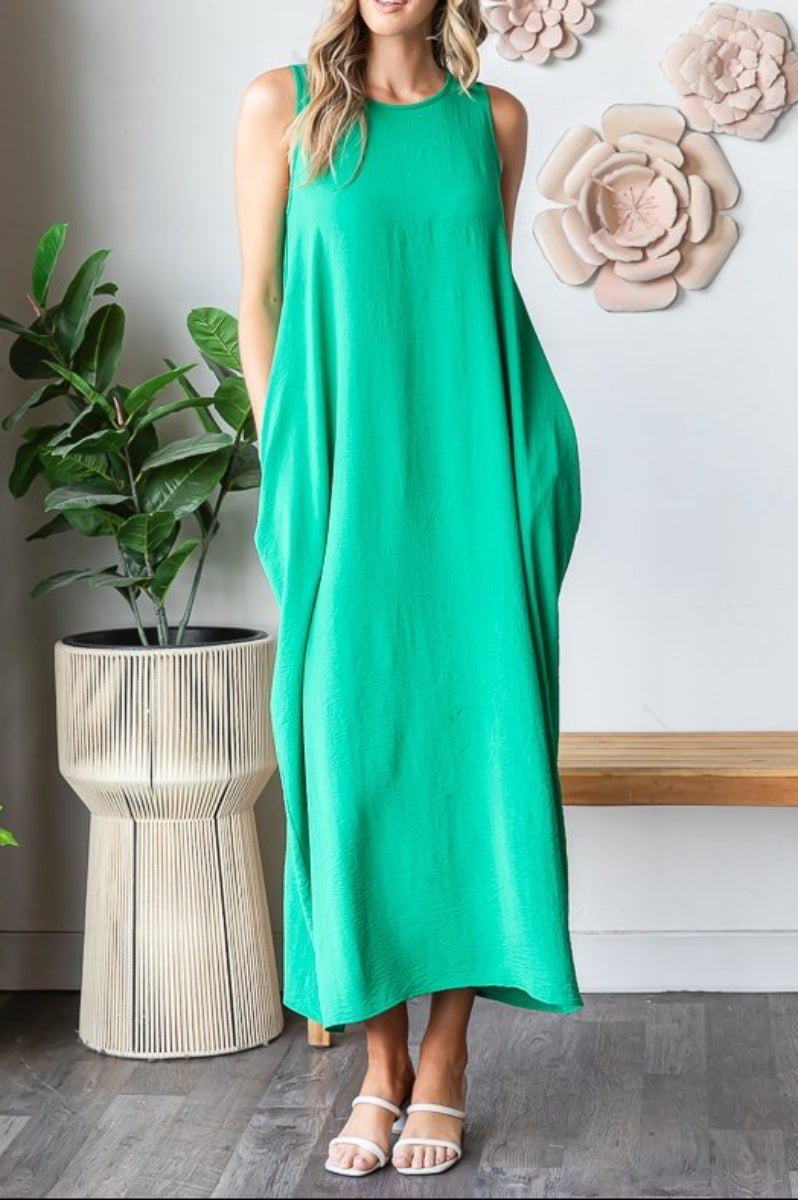 ROUND NECK SOLID AIRFLOW WOVEN MAXI DRESS Kelly Green / 2S - 2M - 2L / Adults ROUND NECK SOLID AIRFLOW WOVEN MAXI DRESS Kelly Green / 2S - 2M - 2L / Adults