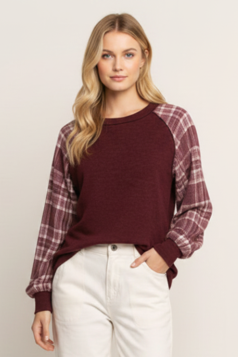 PLUS SIZE URBAN RIBBED PLAID SLEEVE CONTRAST TOP HMET7689