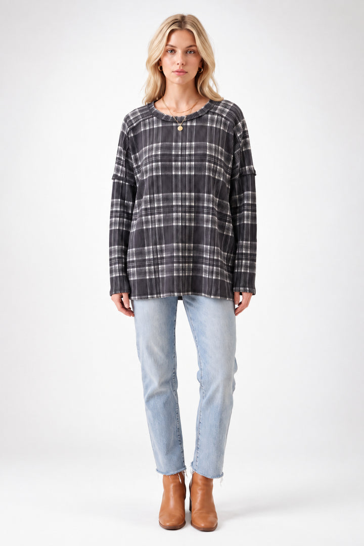 URBAN RIB LONG SLEEVE KNIT TOP HMET7690