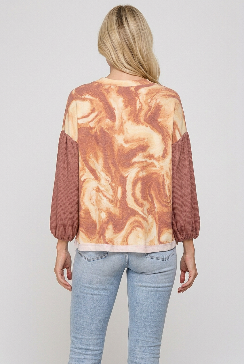 Rust-and-cream marbled top full-back studio view