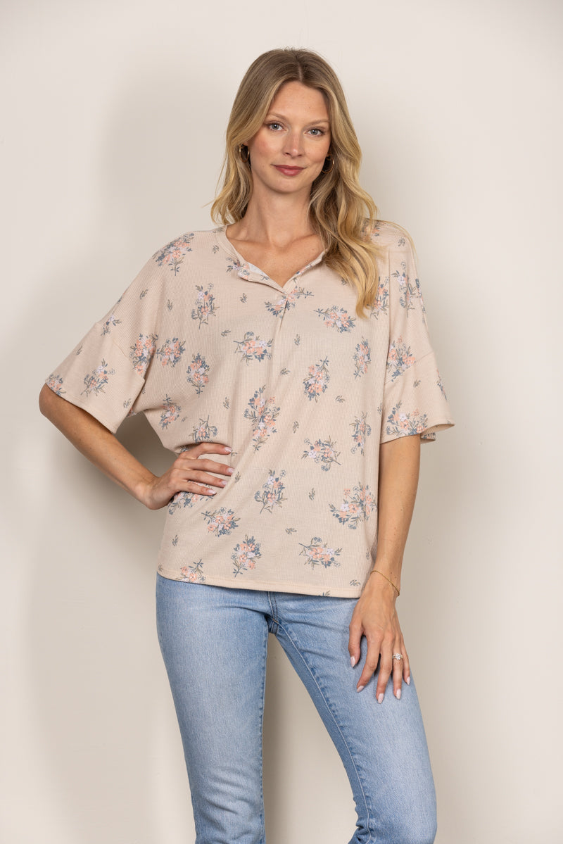BEIGE FLORAL PRINT SHORT SLEEVES WAFFLE KNIT TOP T1909-4