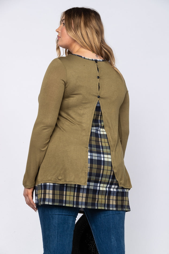 GREEN PLAID HEMLINE BACK BUTTON PLUS SIZE TOP-LT73249*