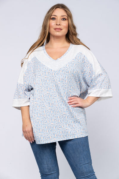 BLUE CALICO FLORAL PRINT W/WHITE SELF CONTRAST PLUS SIZE TOP